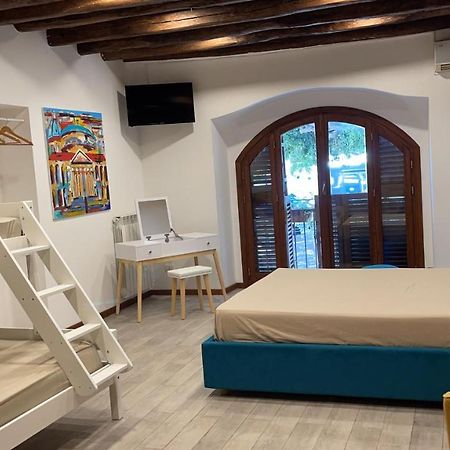 Posto Al Capo Hotel ปาแลร์โม ภายนอก รูปภาพ